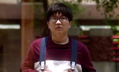 娱乐吃瓜背景女星,揭秘那些年我们吃瓜的女星们